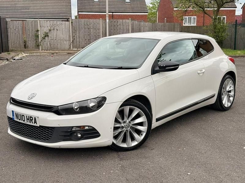 Begagnad VW Scirocco GT 2010 Vit Sportkupé
