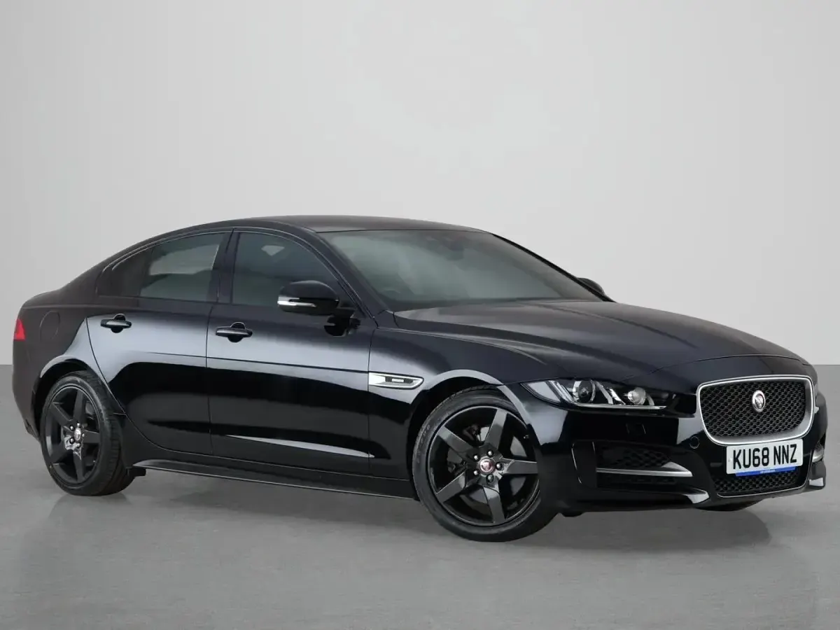 Used Jaguar XE R-Sport 250 HP (183 kW) 2018 Sedan