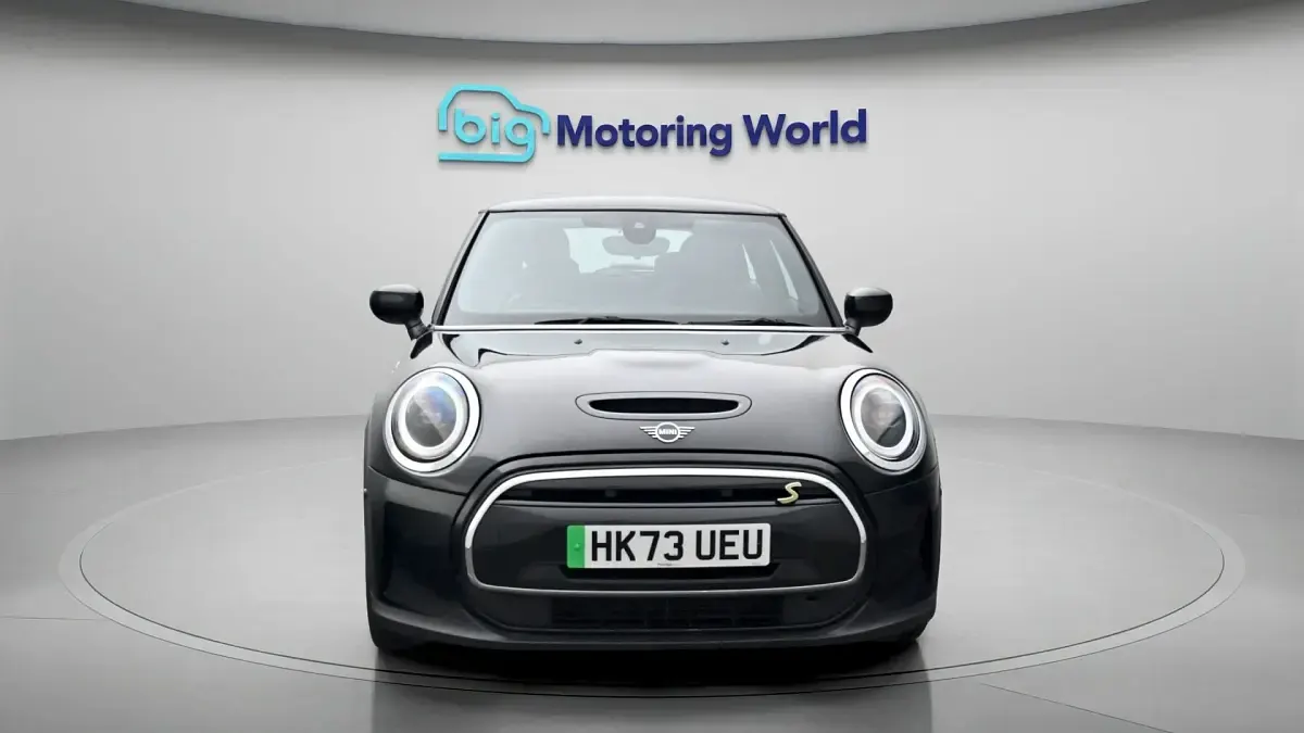 Used Mini Cooper SE Hatch 133 kW (181 HP) 2023 Hatchback