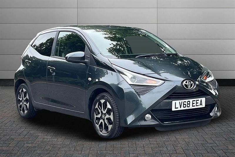 Electro grey Used 2018 Toyota Aygo X-plore Hatchback | £7,895 (Fair price) - Image 1/4