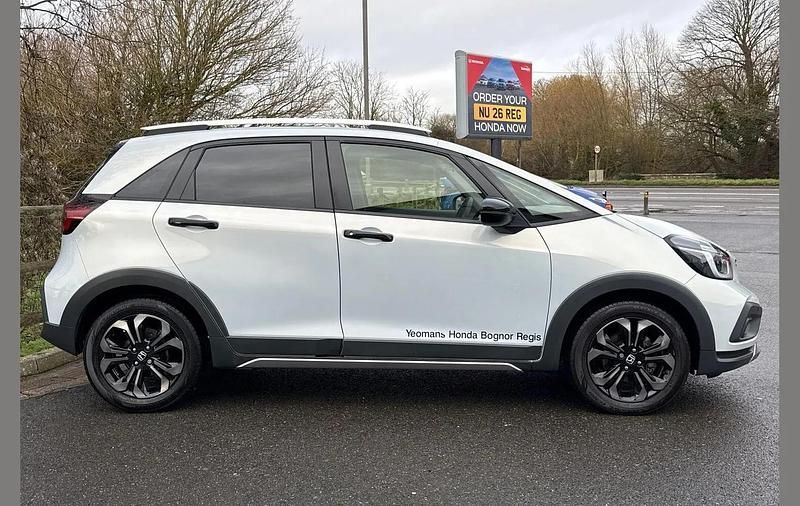 Used Honda Jazz Advance 120 HP (88 kW) 2025 White Hatchback