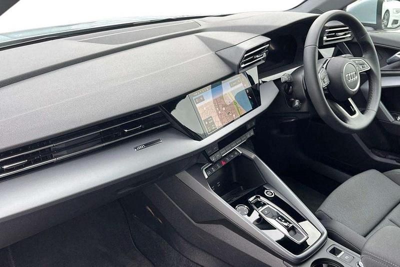 Begagnad Audi A3 Sport 2025 Sedan