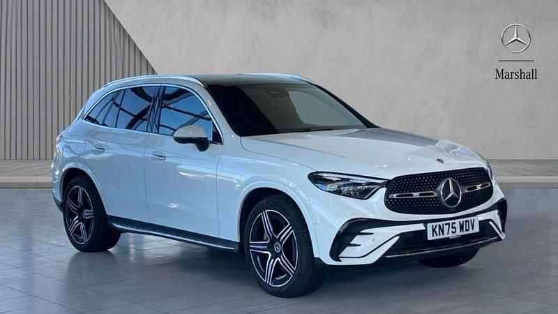 Used Mercedes GLC300 AMG Line Premium Plus 269 HP (197 kW) 2025 White