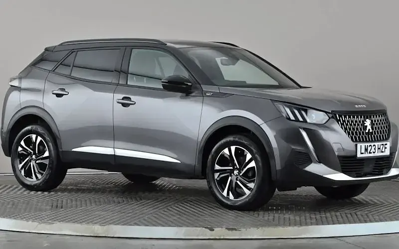 Used Peugeot 2008 GT 131 HP (96 kW) 2023 SUV