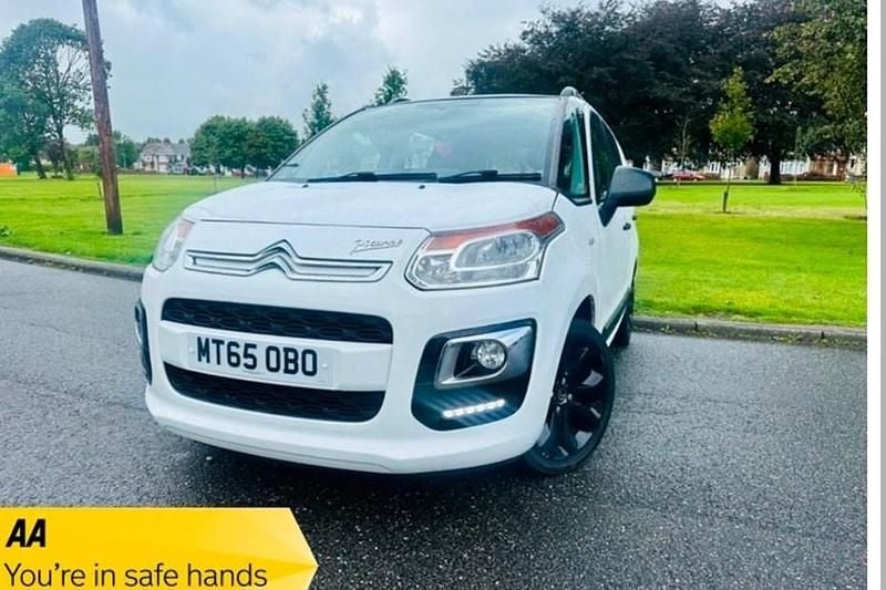 White Used 2015 Citroën C3 Picasso SELECTION MPV | £4,495 (Fair price) - Image 1/1
