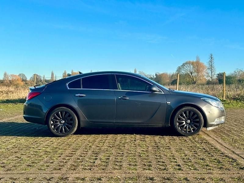 Used Vauxhall Insignia Elite 158 HP (116 kW) 2011 Grey Hatchback