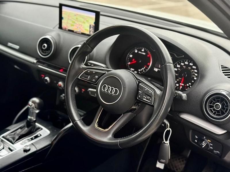 Used Audi A3 Sportback Design 2018 White Hatchback