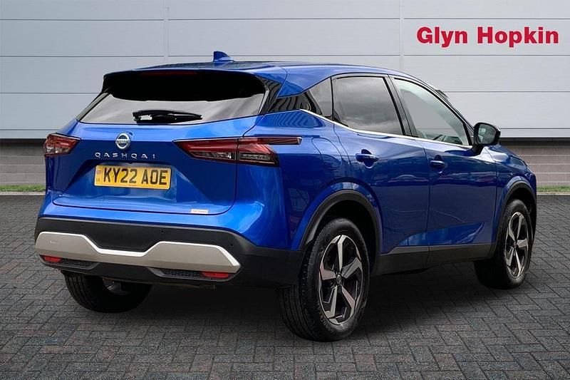 Used Nissan Qashqai N-Connecta 140 HP (102 kW) 2022 Blue SUV