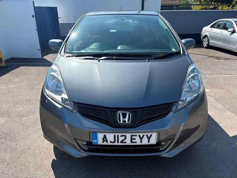 Second-hand Honda Jazz SE 90 CP (66 kW) 2012 Gri Hatchback