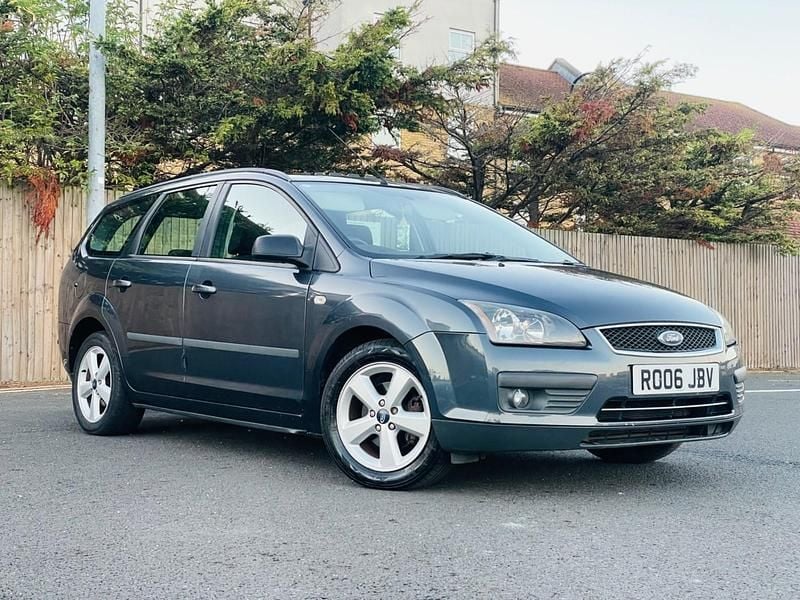 Grey Used 2006 Ford Focus Zetec Estate | £2,795 (Fair price) - Image 1/4
