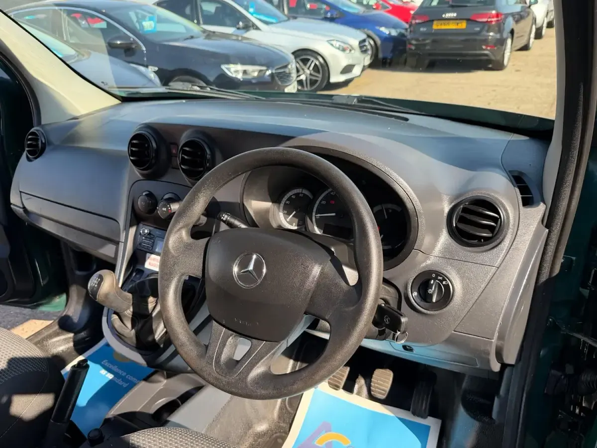 Used Mercedes Citan 109 2016 Green MPV