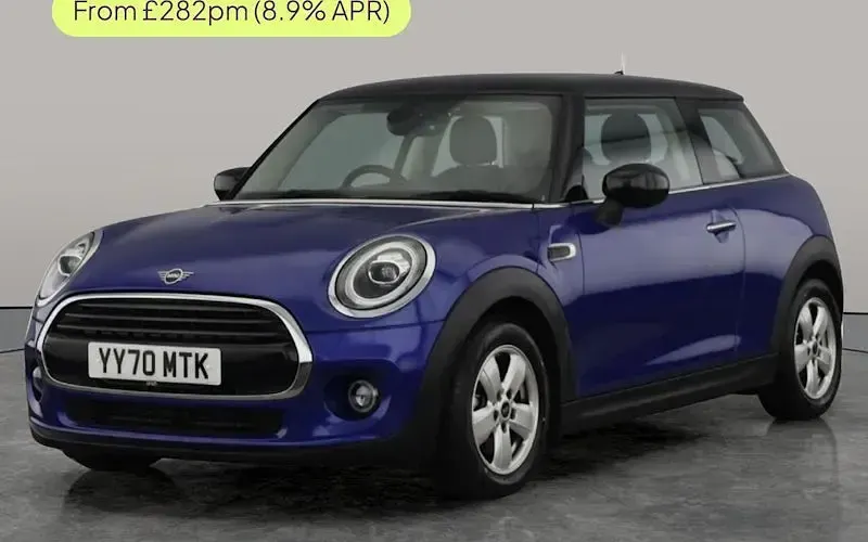 Używany Mini Cooper Classic 136 KM (100 kW) 2021 Hatchback
