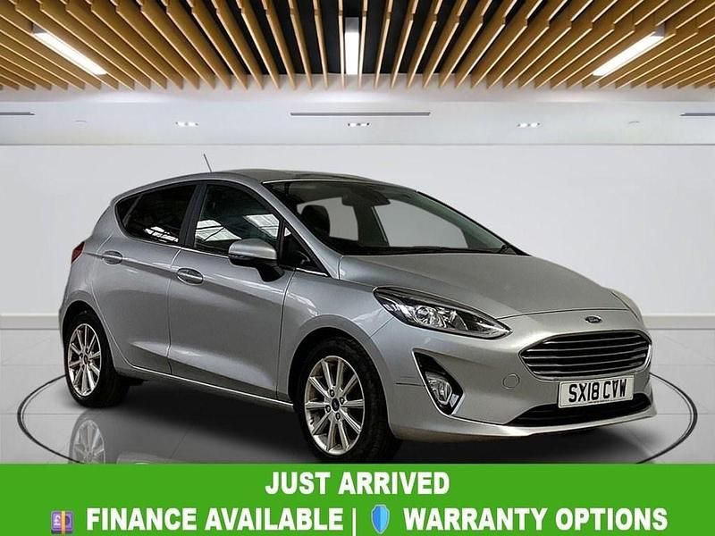 Used Ford Fiesta Titanium 125 HP (91 kW) 2018 Silver Hatchback