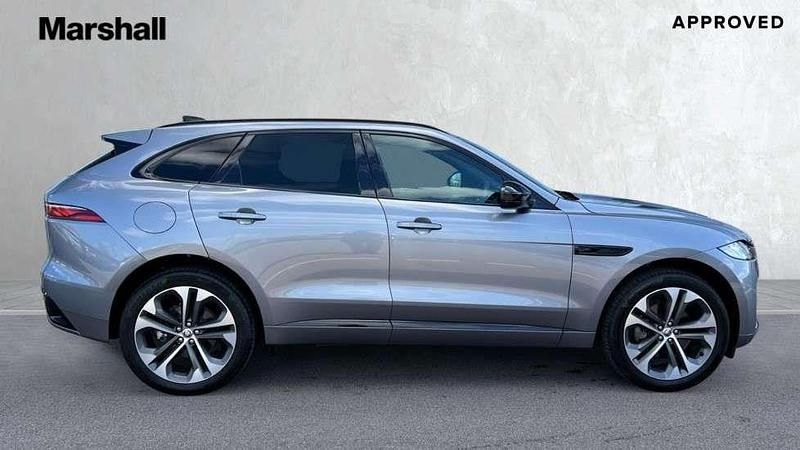 Second-hand Jaguar F-Pace R-Dynamic 204 CP (150 kW) 2024 Gri SUV