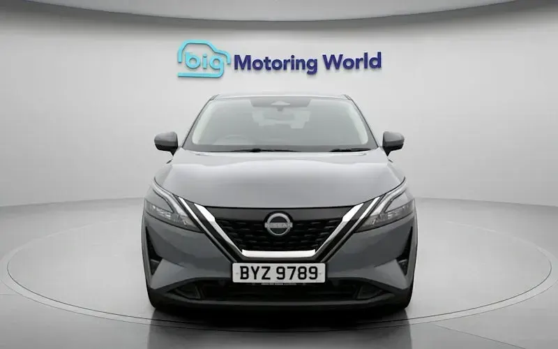 Used Nissan Qashqai N-Connecta 190 HP (139 kW) 2023 Grey SUV