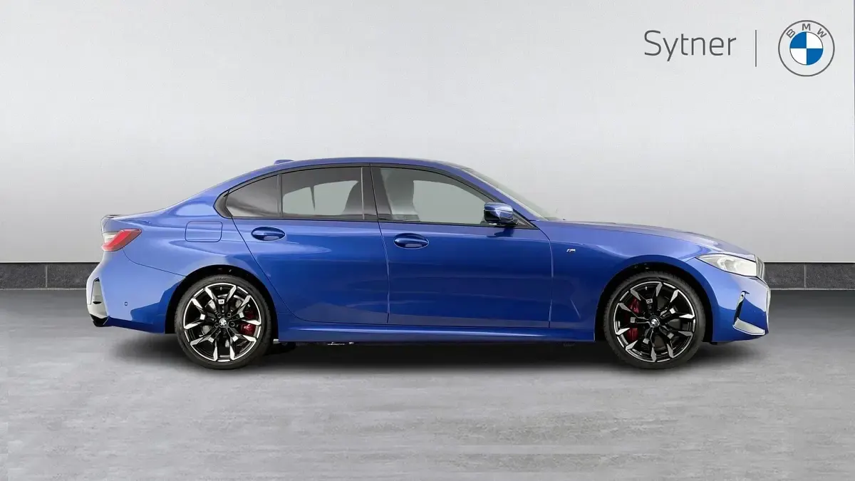 Used BMW 330 M Sport 288 HP (211 kW) 2025 Blue