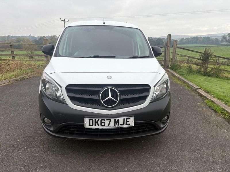 Used Mercedes Citan 109 90 HP (66 kW) 2017 White