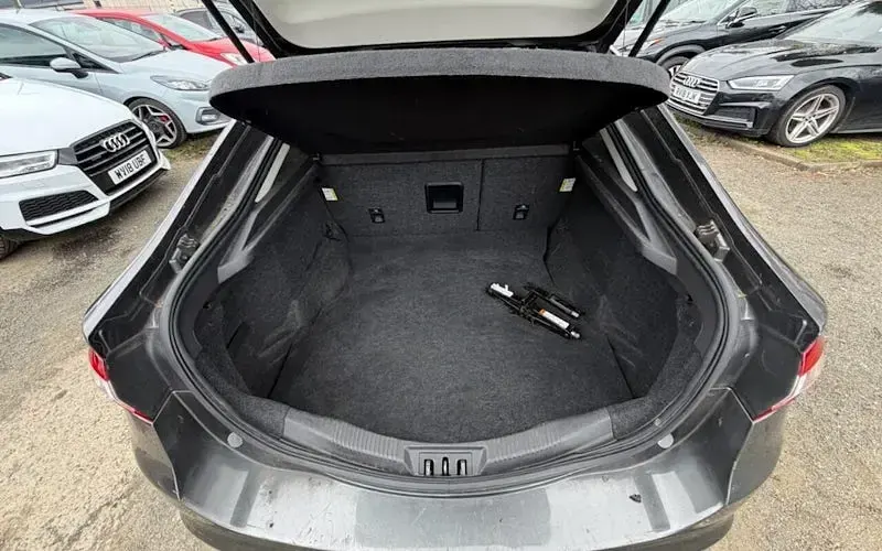 Used Ford Mondeo Zetec 150 HP (110 kW) 2015 Grey Hatchback