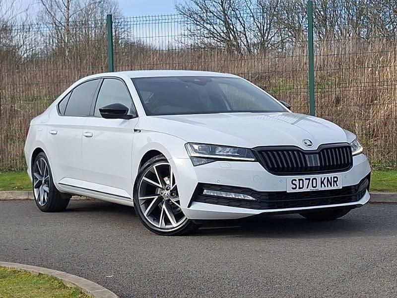 Used Skoda Superb SportlinePlus 190 HP (139 kW) 2020 White Hatchback