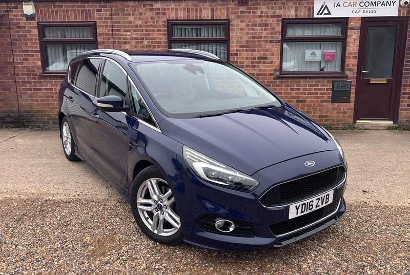 Used Ford S-MAX Sport 2016 Blue MPV