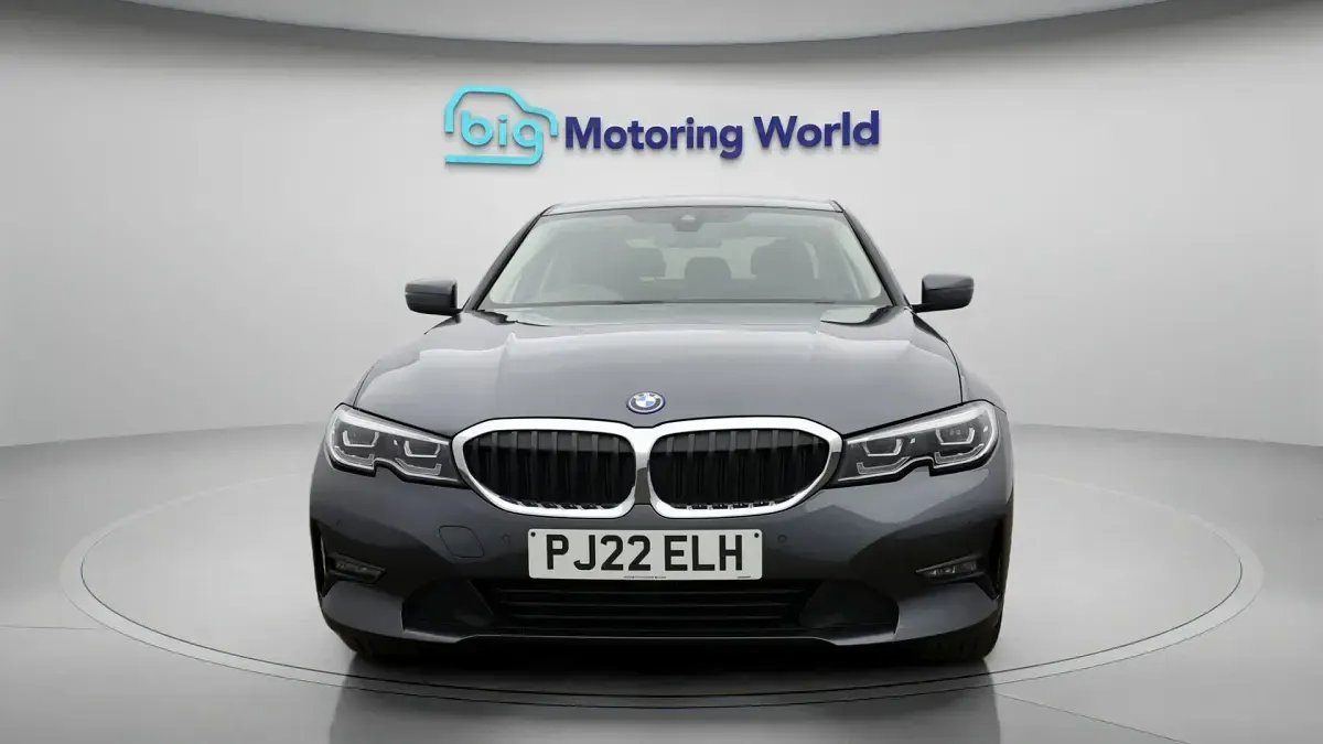 Used BMW 330 288 HP (211 kW) 2022 Sedan