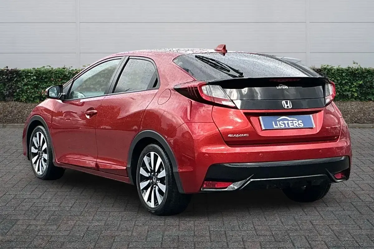 Used Honda Civic SR 2017 Red Hatchback