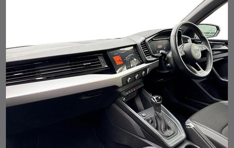 Used Audi A1 S-Line 147 HP (108 kW) 2023 Red SUV