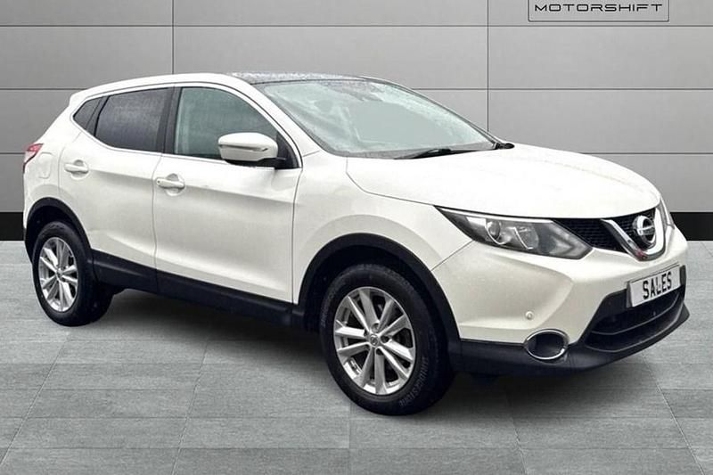Used Nissan Qashqai Acenta Premium 110 HP (80 kW) 2014 White SUV