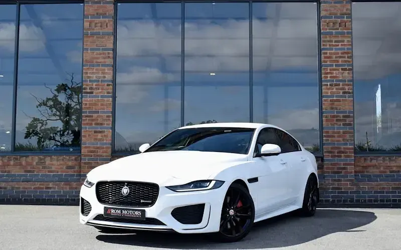 Used Jaguar XE R-Dynamic 204 HP (150 kW) 2023 Sedan