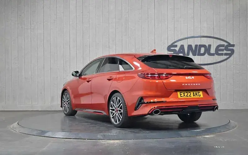 Used Kia ProCeed GT 204 HP (150 kW) 2021 Orange Estate