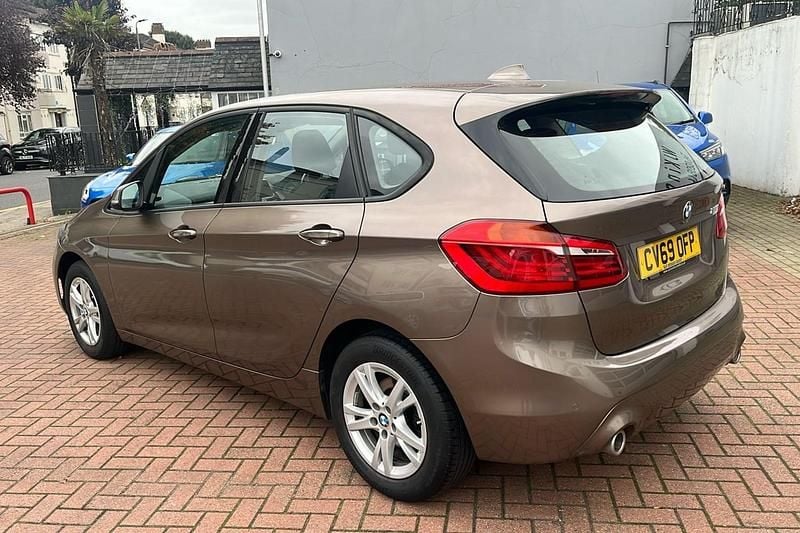 Used BMW 220 Comfort Edition 192 HP (141 kW) 2019 Beige Hatchback