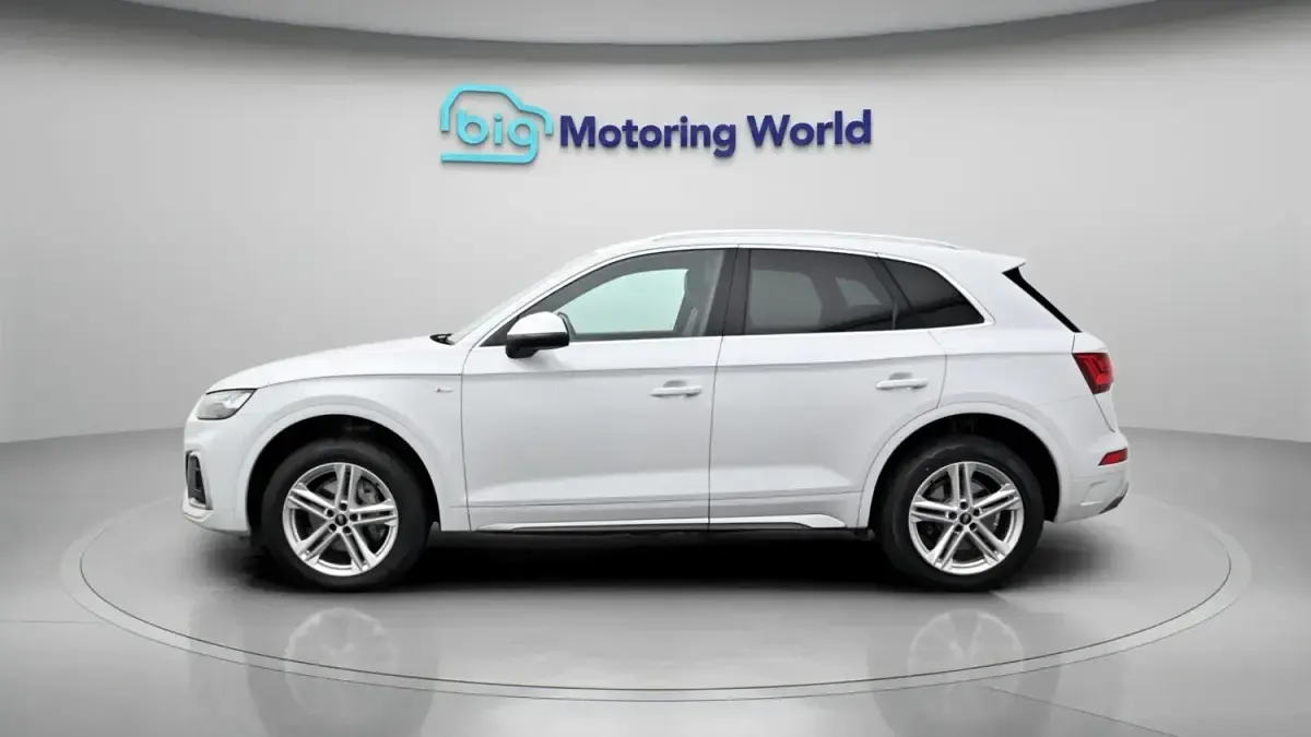 Begagnad Audi Q5 S-Line 204 HK (150 kW) 2021 Vit SUV