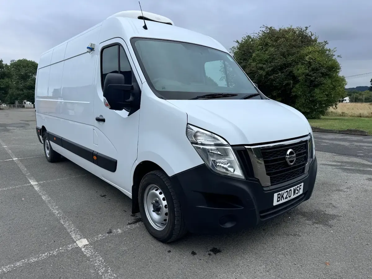 Used Nissan NV400 Acenta 135 HP (99 kW) 2020 White Van