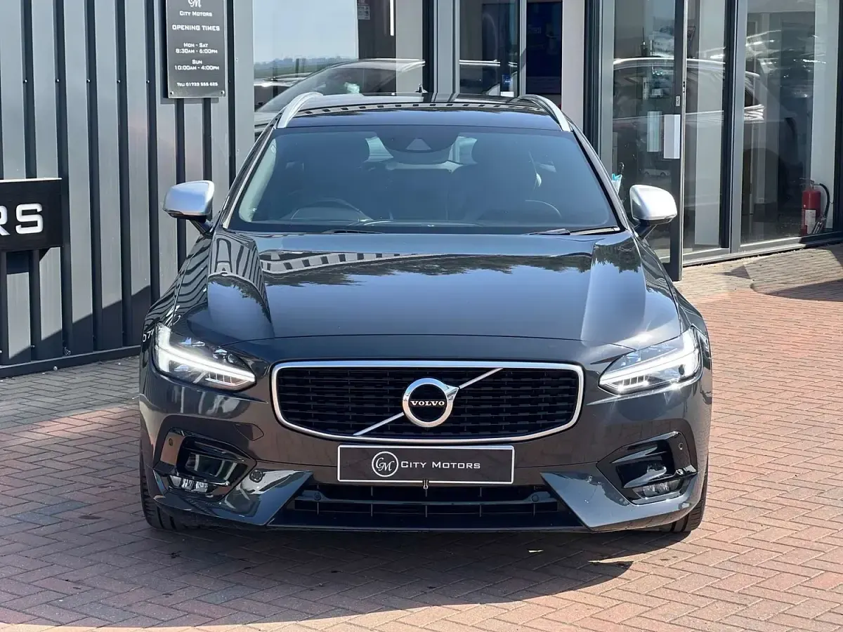 Used Volvo V90 R-Design 2018 Grey Estate