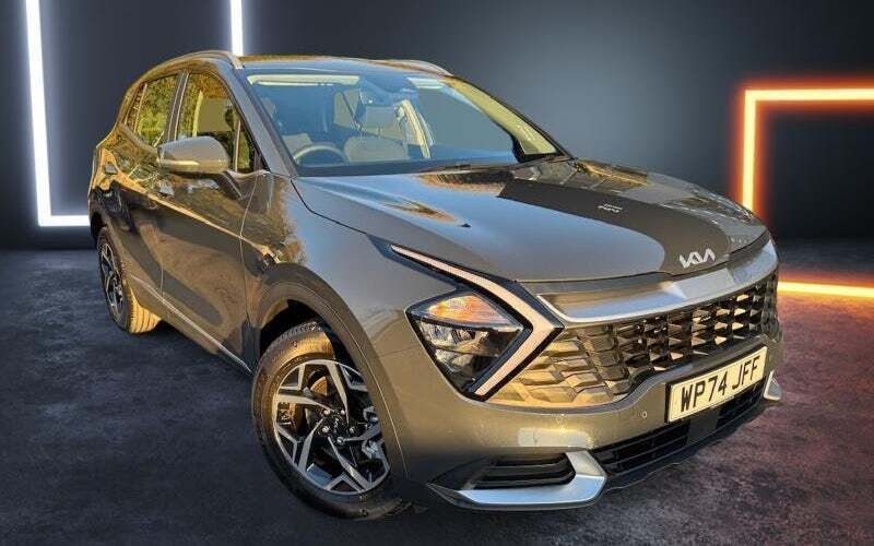 Used 2025 Kia Sportage 2 SUV | £23,490 (Super price) - Image 1/4