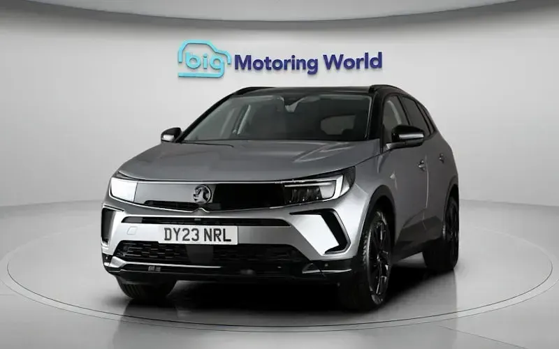 Used Vauxhall Grandland X 131 HP (96 kW) 2023 Grey SUV