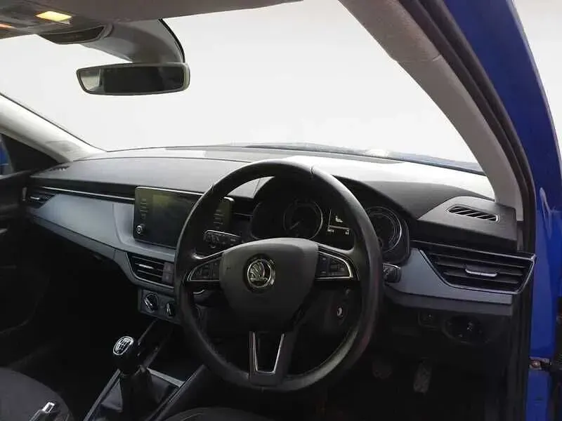 Used Skoda Kamiq SE 115 HP (84 kW) 2020 Blue SUV
