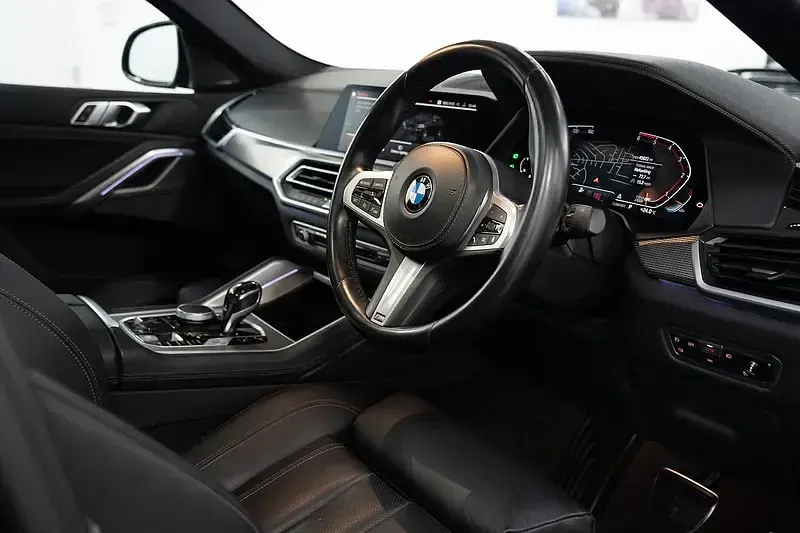 Used BMW X6 M Sport 281 HP (206 kW) 2021 Black SUV