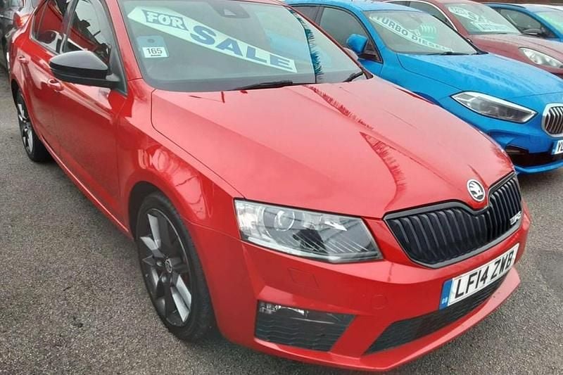 Red Used 2014 Skoda Octavia vRS Hatchback | £6,971 (Fair price) - Image 1/1