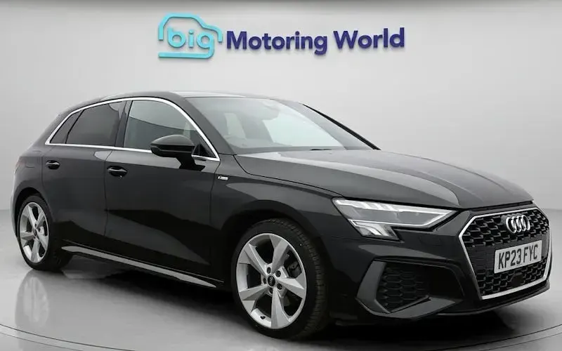 Usado Audi A3 Sportback S-Line 150 HP (110 kW) 2023 Citadino