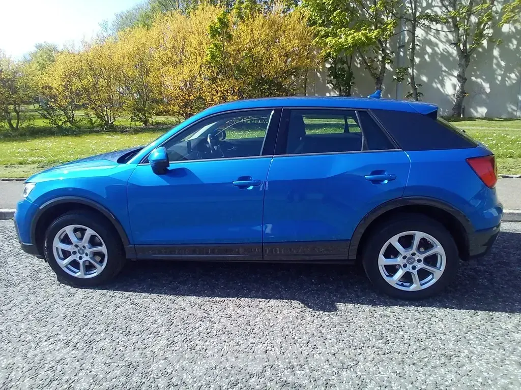 Used Audi Q2 Sport 150 HP (110 kW) 2018 Blue SUV