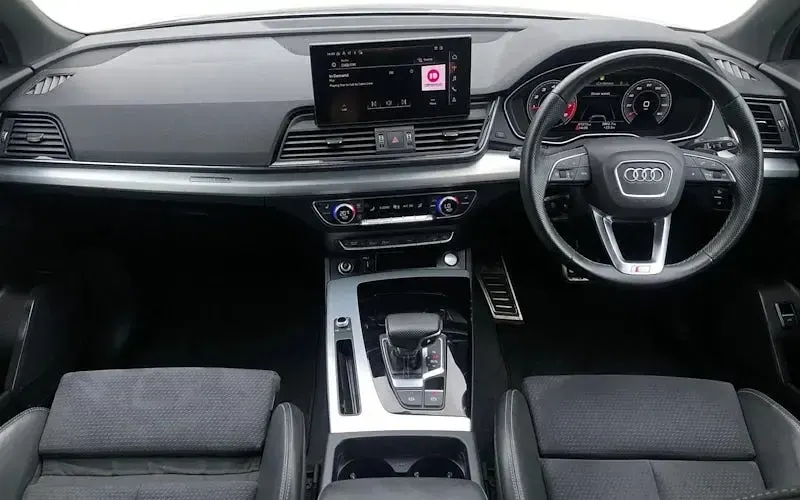 Used Audi Q5 S-Line 265 HP (194 kW) 2024 SUV