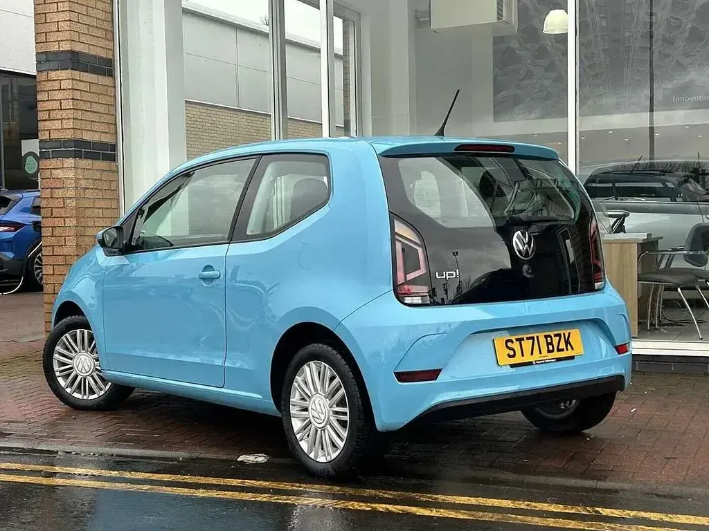 Usado VW up! 65 HP (47 kW) 2021 Azul Citadino