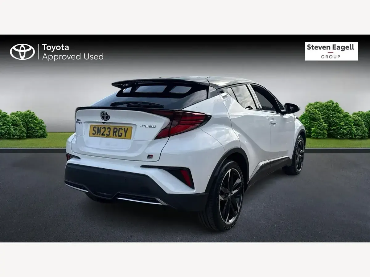 Used Toyota C-HR Sport 184 HP (135 kW) 2023 White/black SUV