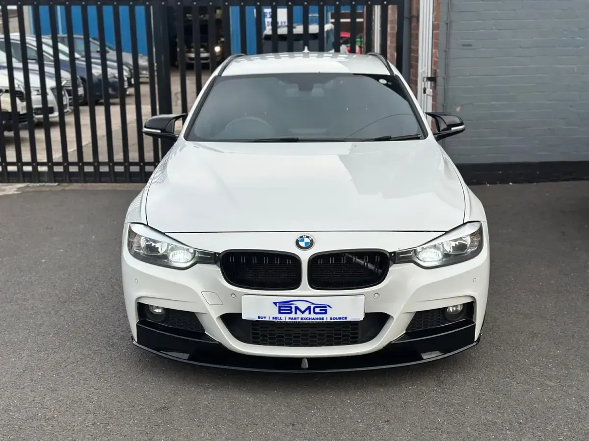 Usado BMW 330 M Sport 258 CV (189 kW) 2013 Blanco Familiar