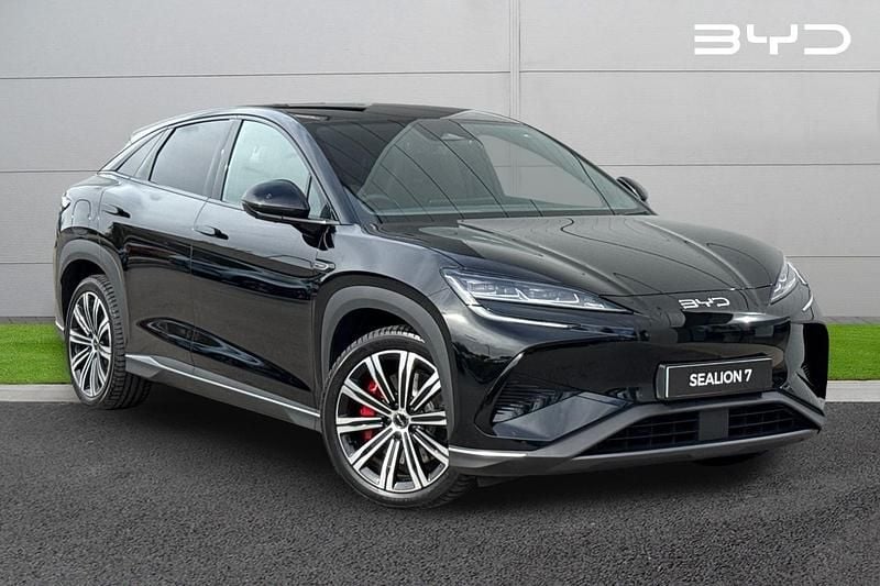 Black Used 2025 BYD Sealion 7 Design SUV | £39,490 (Fair price) - Image 1/4