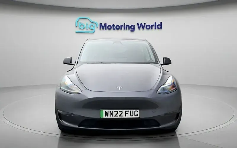 Used Tesla Model Y Long Range AWD 286 kW (389 HP) 2025 SUV