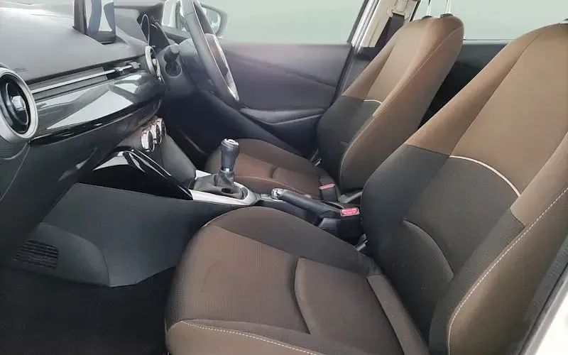 Gebraucht Mazda 2 75 PS (55 kW) 2023 Kleinwagen