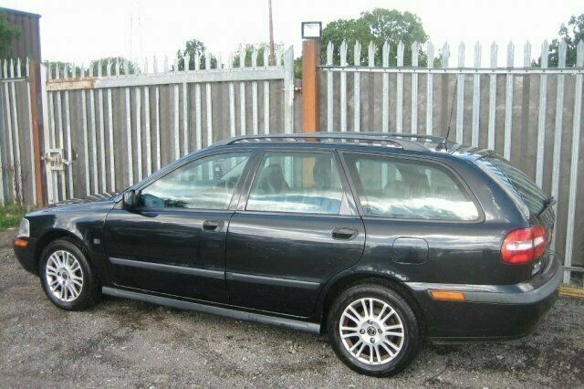 Used Volvo V40 109 HP (80 kW) 2004 Estate