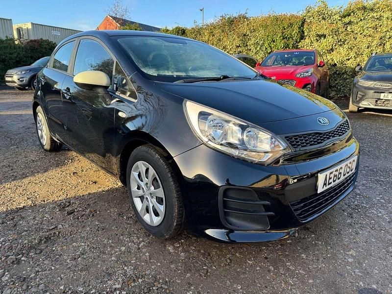 Black Used 2016 Kia Rio Air Hatchback | £6,750 (Fair price) - Image 1/4